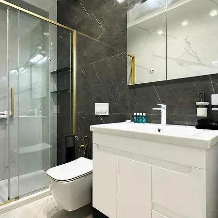 Designer 2bd Near Alexander Nevski Cathedral By Flat Mаnager Lägenhet *