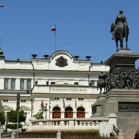 Designer 2bd Near Alexander Nevski Cathedral By Flat Mаnager Sofia