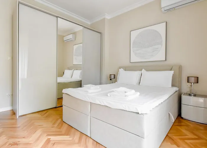 Lejlighed Designer 2bd Near Alexander Nevski Cathedral By Flat Mаnager