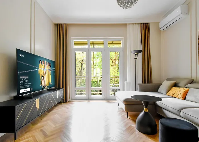 Designer 2bd Near Alexander Nevski Cathedral By Flat Mаnager Sofia
