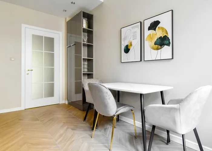 Designer 2bd Near Alexander Nevski Cathedral By Flat Mаnager アパート ソフィア