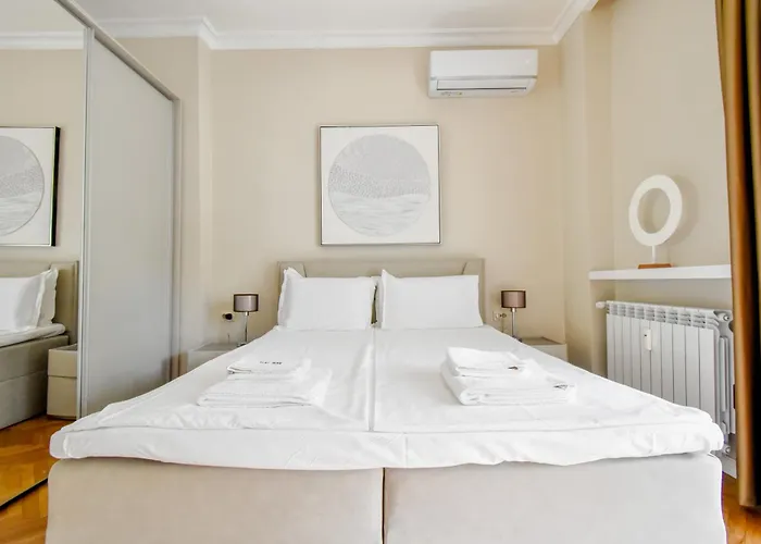 Designer 2bd Near Alexander Nevski Cathedral By Flat Mаnager アパート *