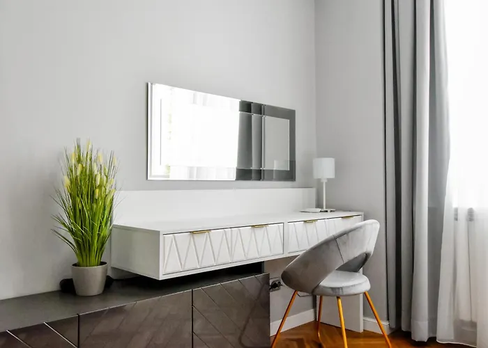 Designer 2bd Near Alexander Nevski Cathedral By Flat Mаnager *