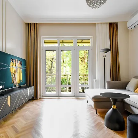 Designer 2bd Near Alexander Nevski Cathedral By Flat Mаnager Sofia